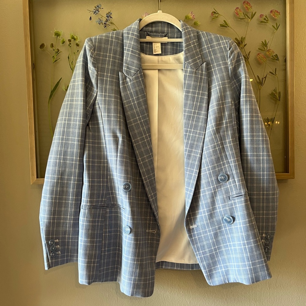 Light blue blazer 💙🦋